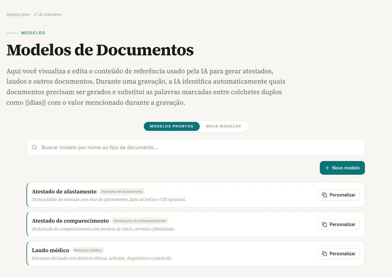 Página Modelos de Documentos do app.vokkari.com com as abas Modelos Prontos e Meus Modelos, a busca, o botão Novo modelo e os três modelos prontos com o botão Personalizar